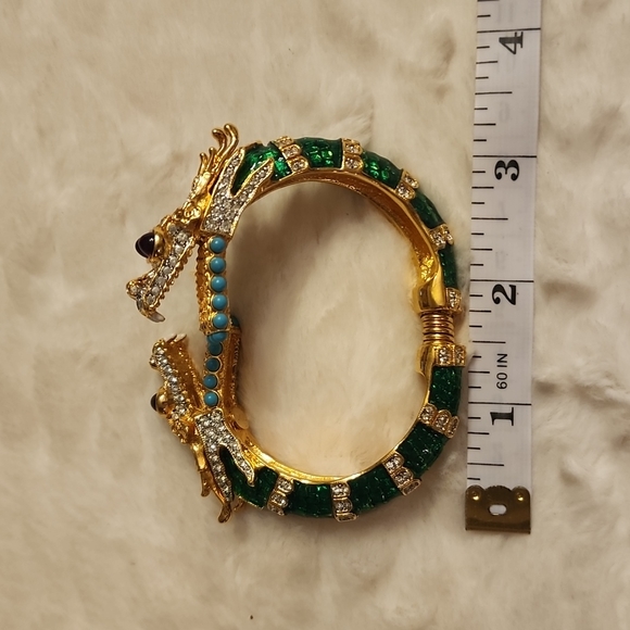Rare KENNETH JAY LANE Green Dragon Bracelet - Picture 2 of 12